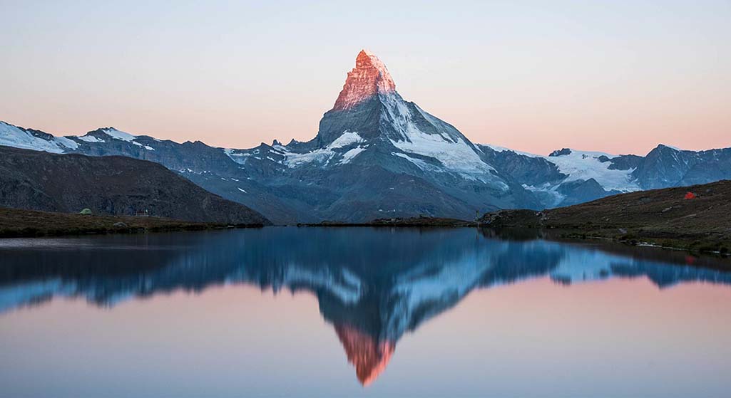 Embarking on Switzerland: Navigating Flights to Unveil Alpine Marvels